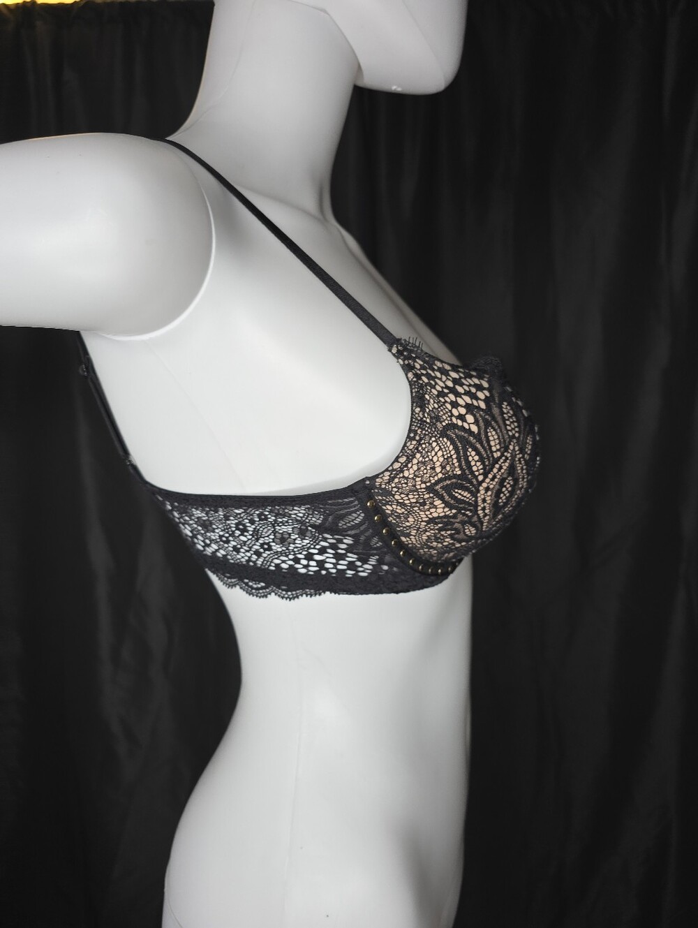 Victoria's Secret Bombshell Black Lace Push-Up Bra with Nude Lining Size 34A - Picture 9 of 16